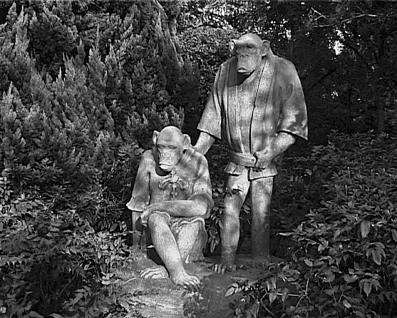 Sculpture in Osaka Zoo